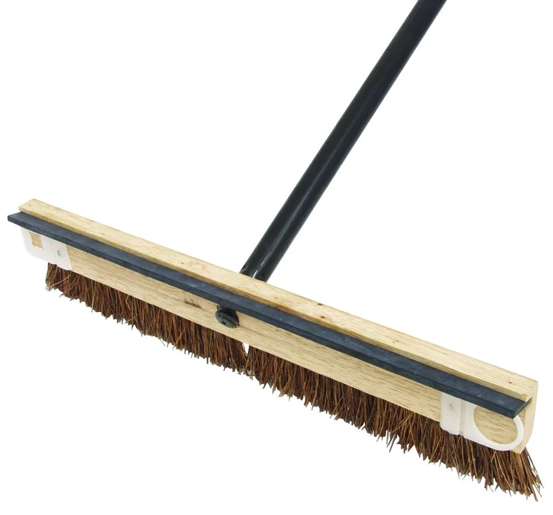 18" DRIVEWAY COATER WITH HANDLE